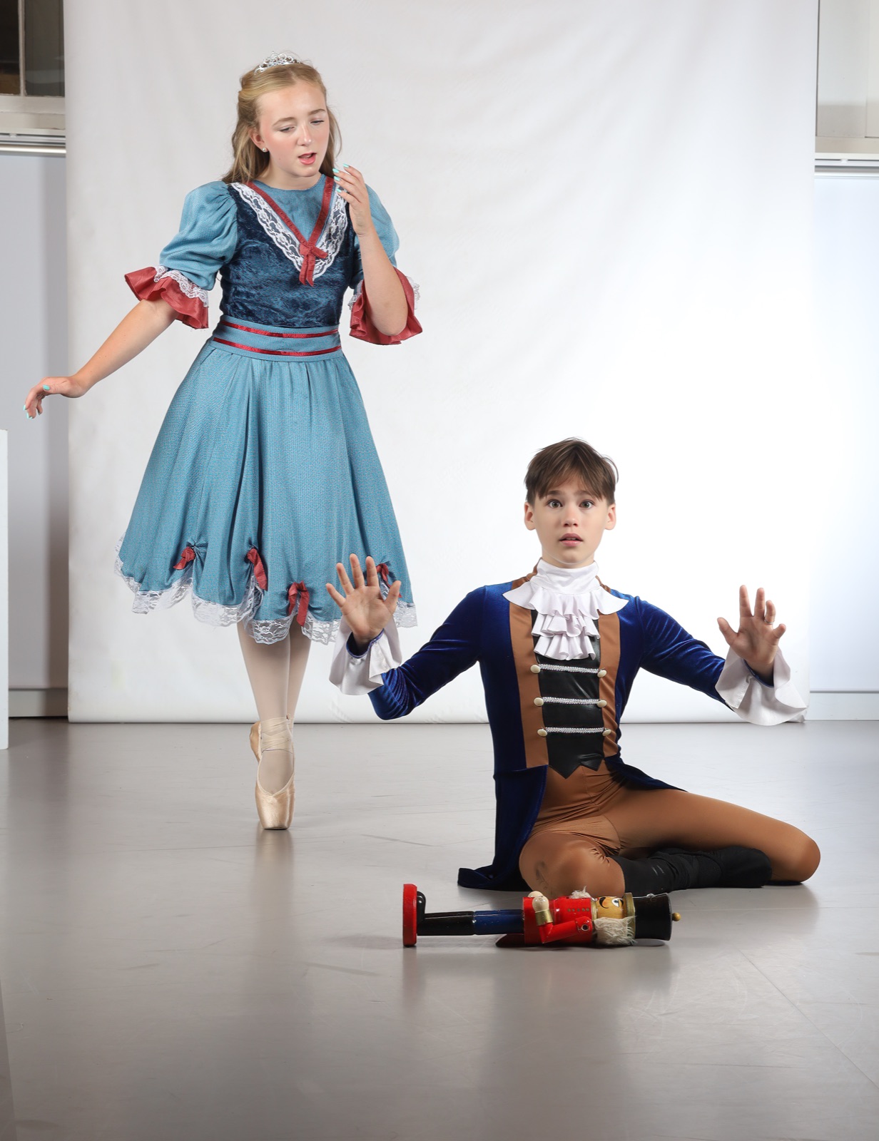 Fritz surprises Clara
